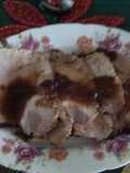 Pierna al horno con ciruelas pasas