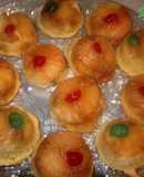 Volteaditos navideños de piña y cereza