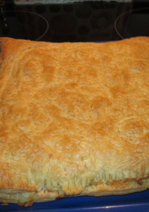 Una foto de Pastel fácil de hojaldre con bacon