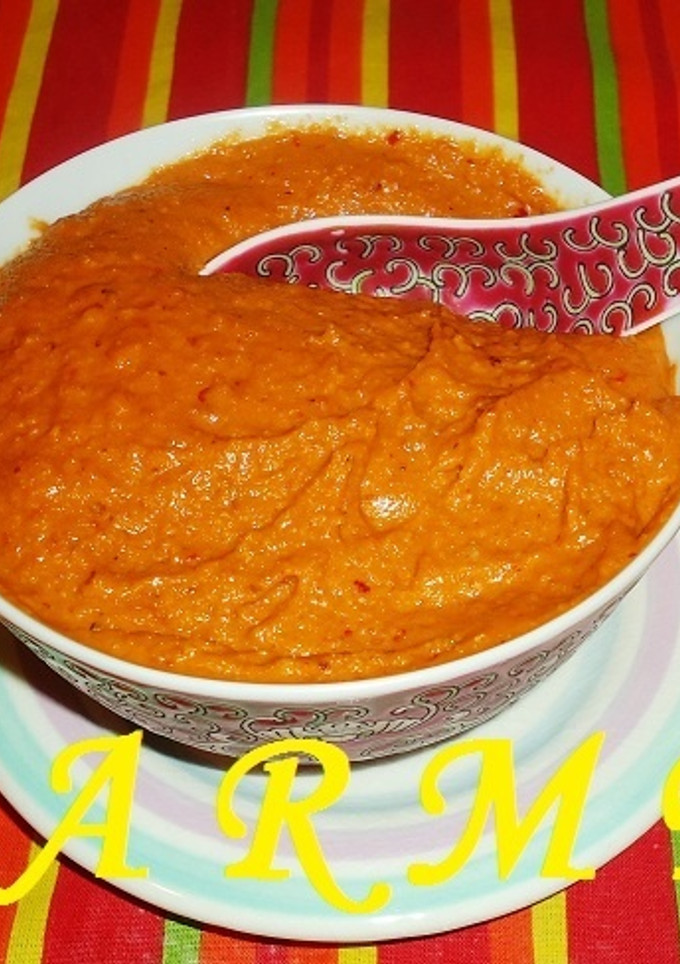 Una foto de Salsa romesco casera