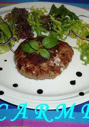 Una foto de Hamburguesas rellenas de queso de cabra