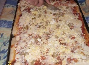 Foto principal de Masa para pizzas con levadura fácil