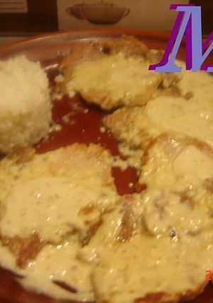 Una foto de Lomo o solomillo ibérico con salsa de roquefort azul o cabrales
