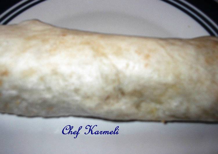 Burritos de chuletas de cerdo en salsa verde