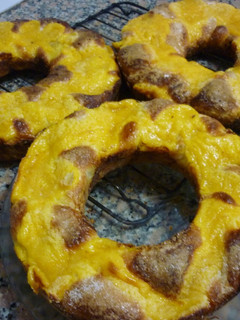 Una foto de Rosca de reyes rellena de chocolate