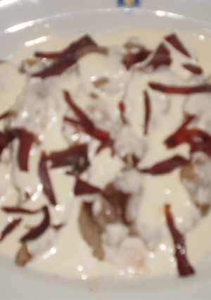 Una foto de Chuletas de cerdo con crema de ibérico