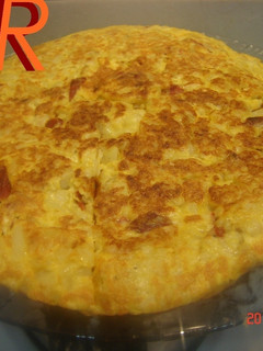 Una foto de Tortilla española con chorizo