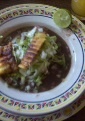 Una foto de Frijoles negros con carne de cerdo