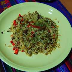 Una foto de Arroz improvisado