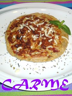 Una foto de Tortilla de berenjena blanca y jamón ibérico