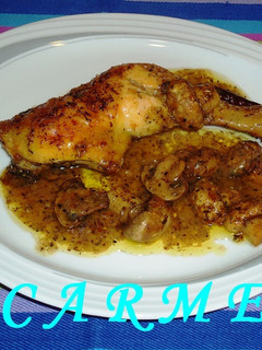 Una foto de Pollo asado con champiñones al cava y picantito
