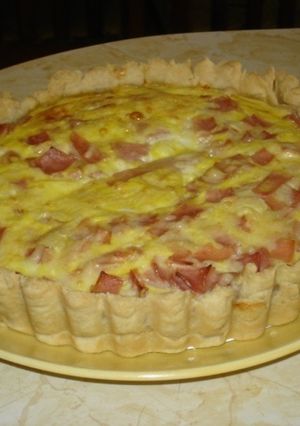 Una foto de Quiche Lorraine de jamón y queso