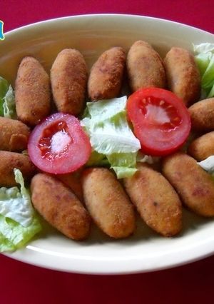 Una foto de Croquetas de jamón y pollo
