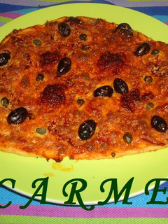 Una foto de Pizza de jamón y sobreasada