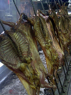 Una foto de Cabrito al pastor