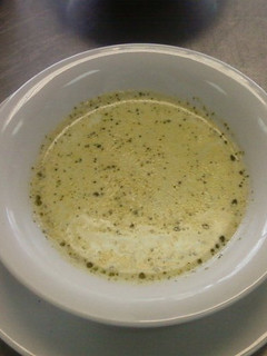 Una foto de Crema de brócoli y queso casera