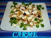 Una foto de cena con queso fresco