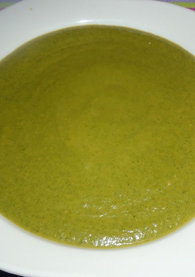 Una foto de Crema de acelgas y espinacas