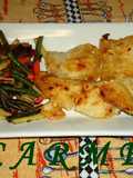 Merluza rebozada con salteado de verduras