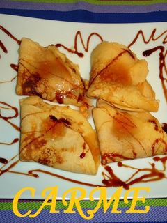 Una foto de Crêpes rellenas con jalea de lima