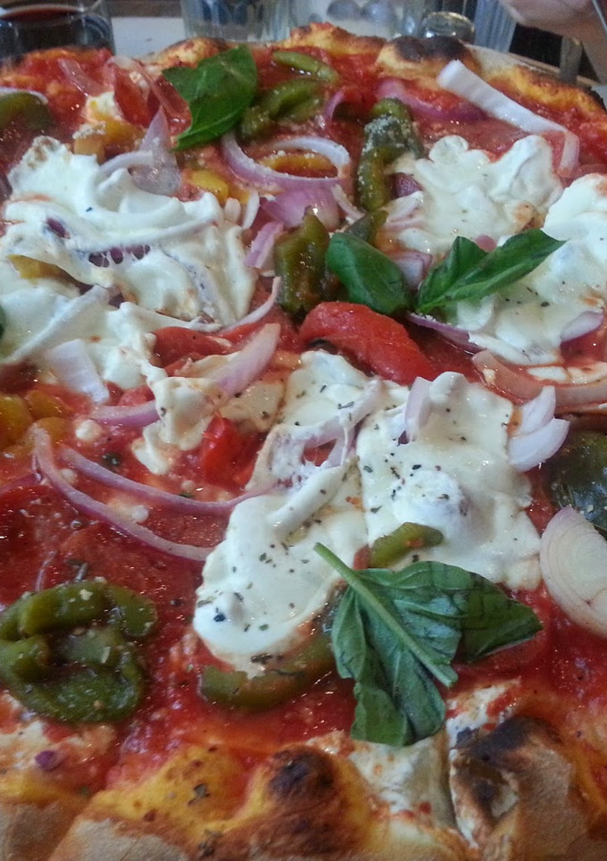 Una foto de Pizza napolitana 