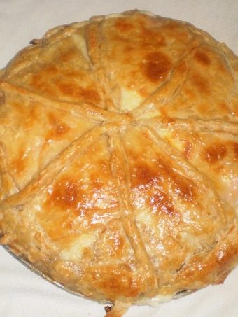 Receta Hojaldre relleno de jamón y queso  que Muy delicioso