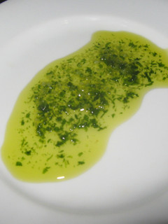 Una foto de Aderezo de aceite, ajo y perejil