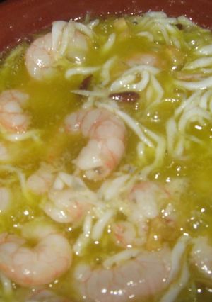 Una foto de Pez platino con gambas (sucedáneo de chanquete)