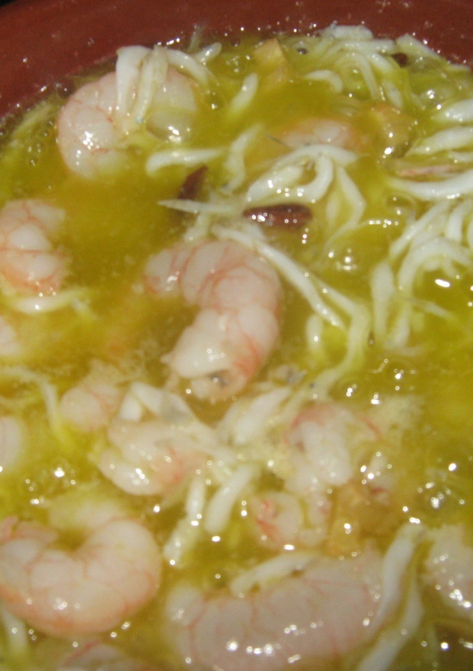 Una foto de Pez platino con gambas (sucedáneo de chanquete)