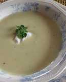 Sopa de espárragos inglesa