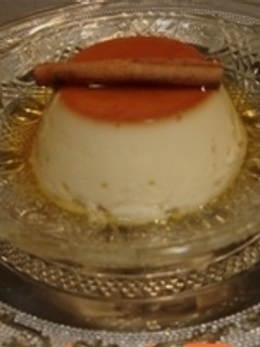Una foto de Flan con Baileys