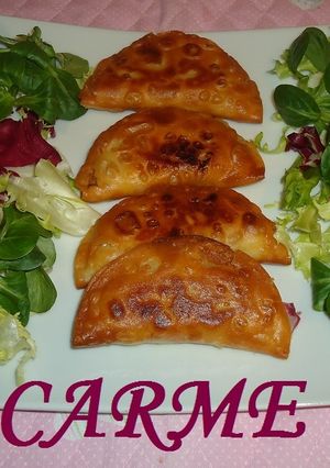 Una foto de Crestas de atún (empanadillas)