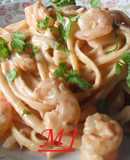 Fettuccine Alfredo con gambas