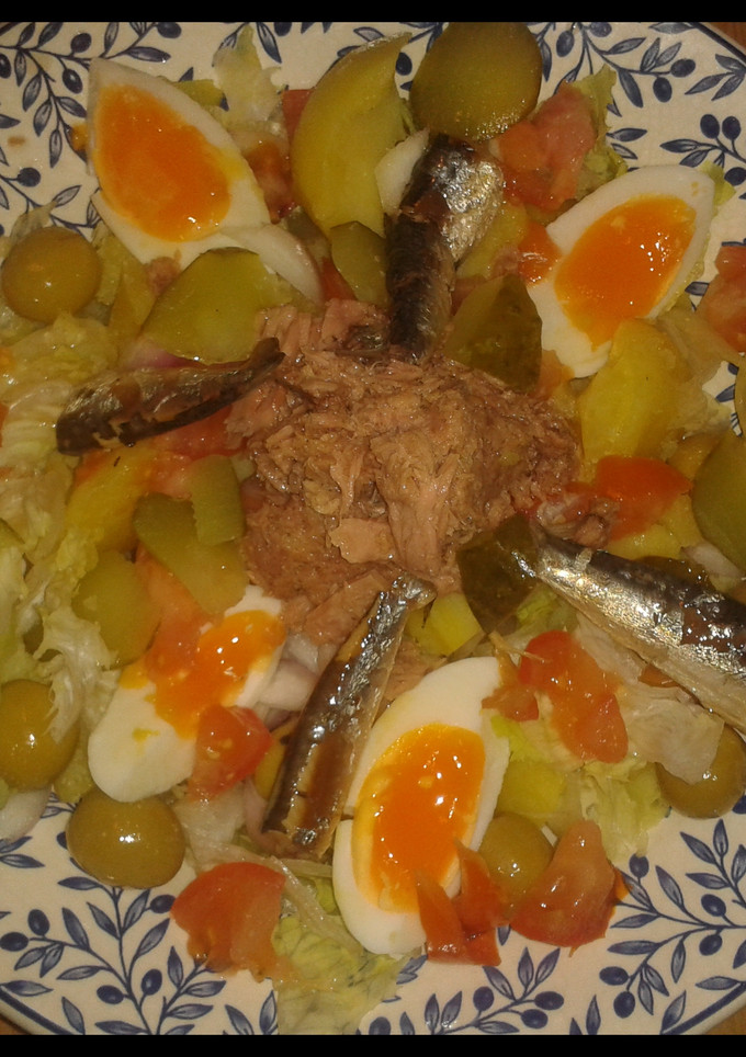 Una foto de Periñaca con ventresca de atún