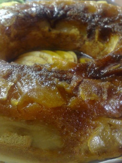 Una foto de Torta de manzana invertida fácil