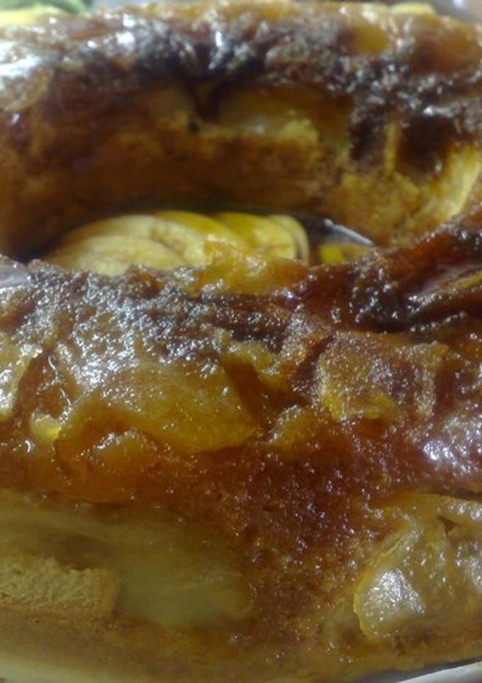 Una foto de Torta de manzana invertida fácil