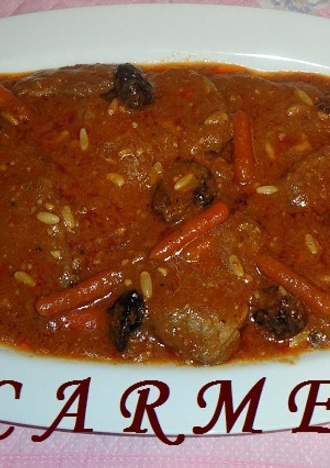Una foto de Escalopas de ternera a la catalana en salsa con vino Montilla