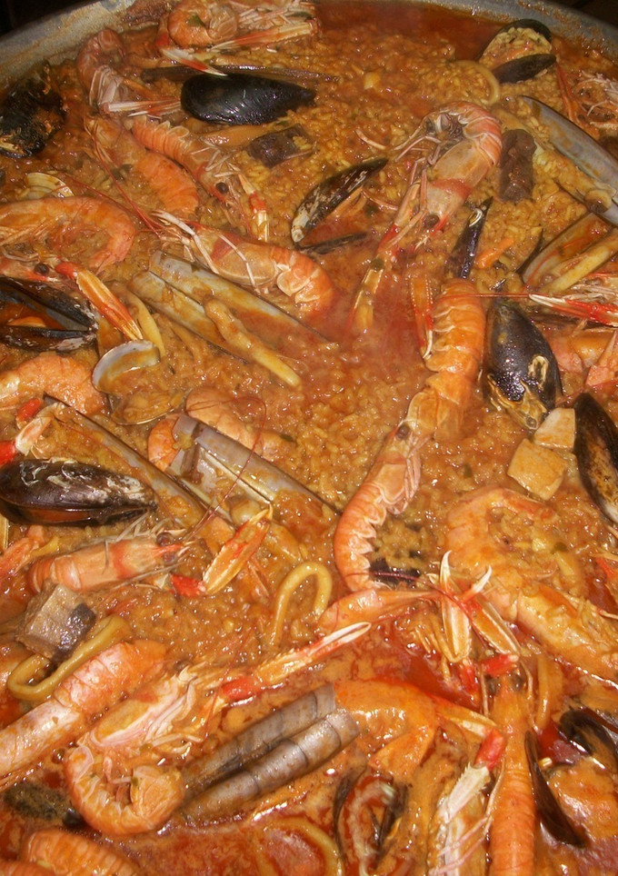 Una foto de Paella de marisco del Boquerón de Plata