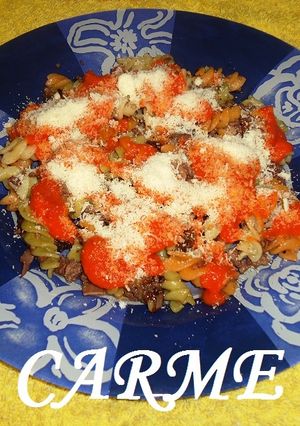 Una foto de Espirales tricolor con mucho queso para Nil