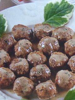 Una foto de Albóndigas con salsa de limón