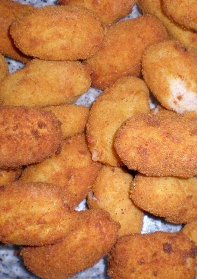 Una foto de Croquetas de plátano y lomo
