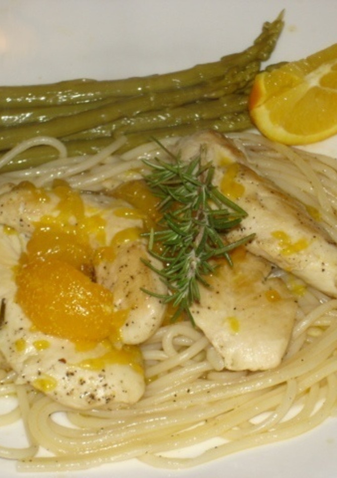 Una foto de Pollo a la mandarina al romero