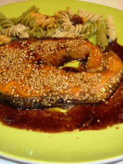 Una foto de Salmón oriental