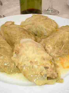 Una foto de Atillos de Col rellena de Carne