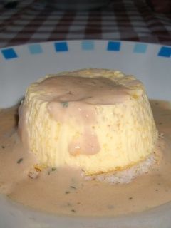 Una foto de Flan de pavo con crema de champiñones