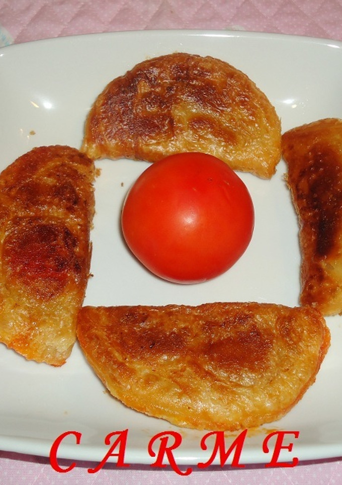 Una foto de Empanadillas variadas de hojaldre