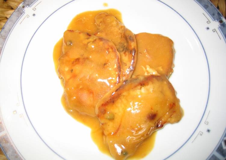 Lomo con salsa de pimienta y naranja