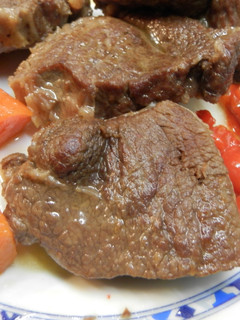 Una foto de Aguja de ternera asada