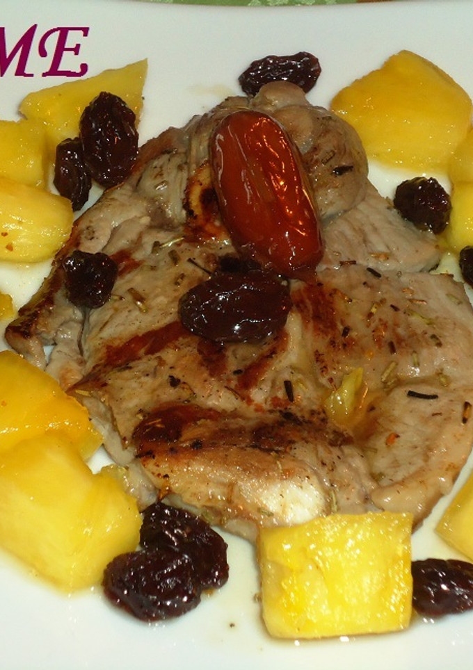 Una foto de Chuletas de cordero con frutas caramelizadas