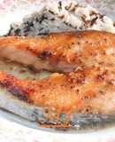 Salmón con salsa de mostaza y miel